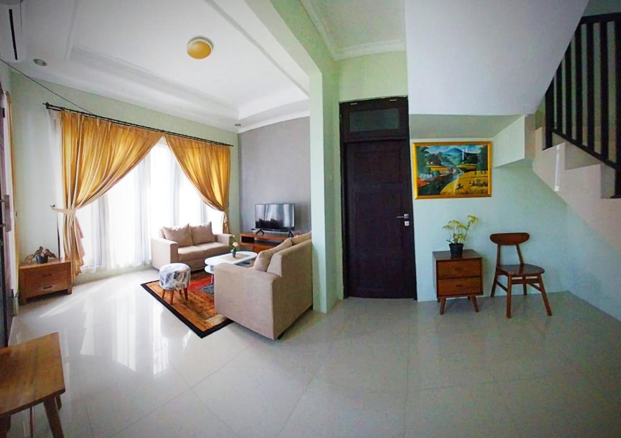 Gated 3Br Residence - 10 Mins From Malioboro Jogyakarta Zewnętrze zdjęcie
