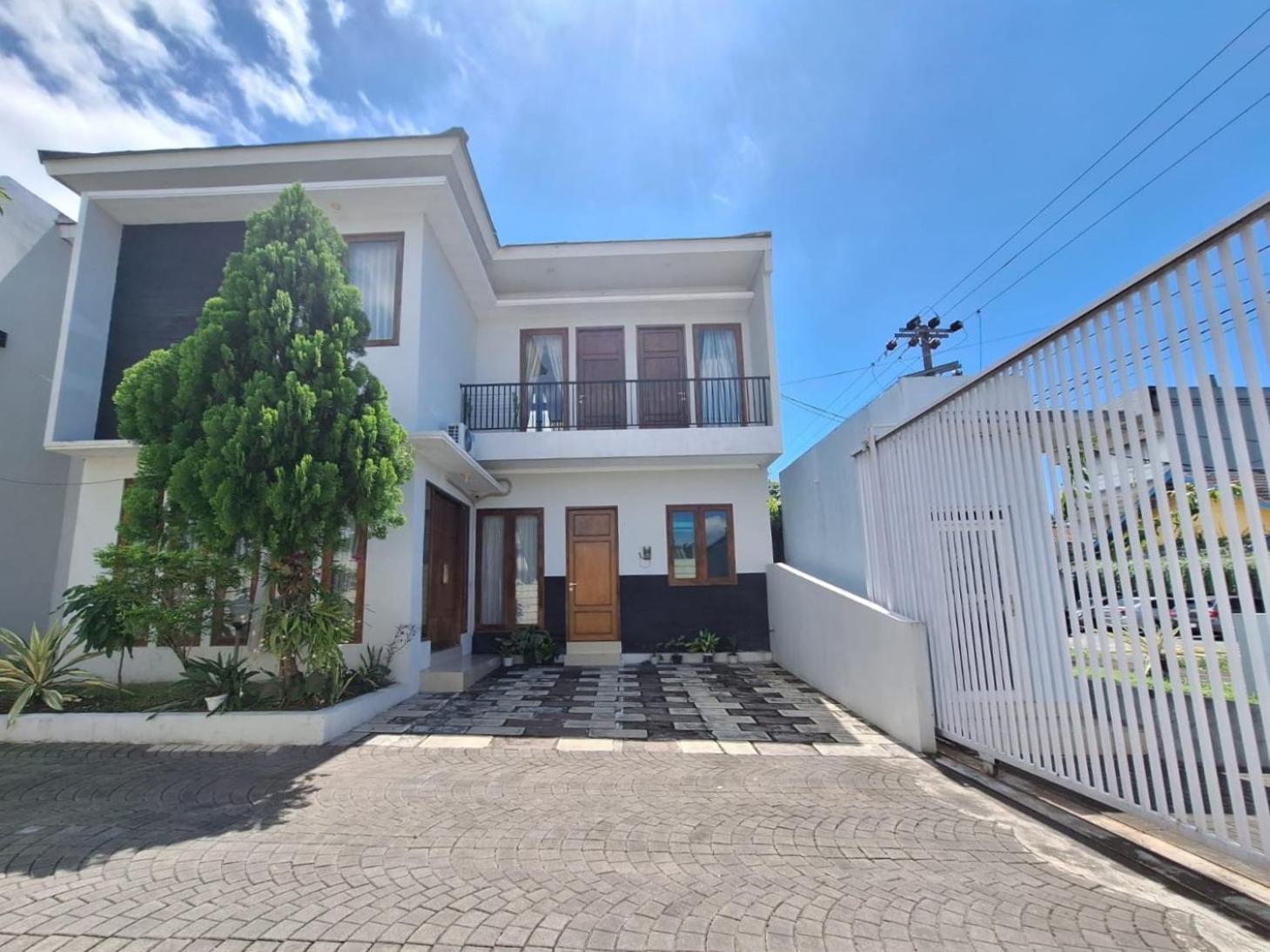 Gated 3Br Residence - 10 Mins From Malioboro Jogyakarta Zewnętrze zdjęcie